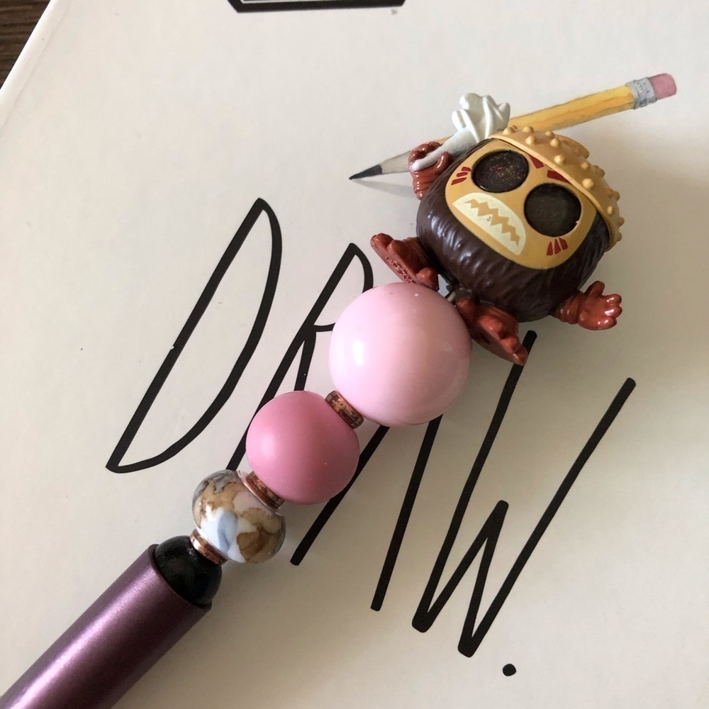 Disney Doorables: Moana: Kakamora #3 handmade beaded pen